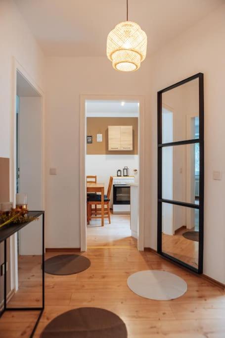 Central-Living Brown - Wifi - Netflix - 5 Pers Essen Exterior photo